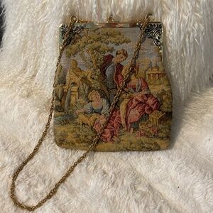 BEAUTIFUL VINTAGE 1950-1960’s TAPESTRY KISSLOCK CHAIN CROSSBODY PURSE